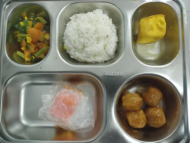 Menu Bergizi Khas Daerah Setempat untuk Anak MBG