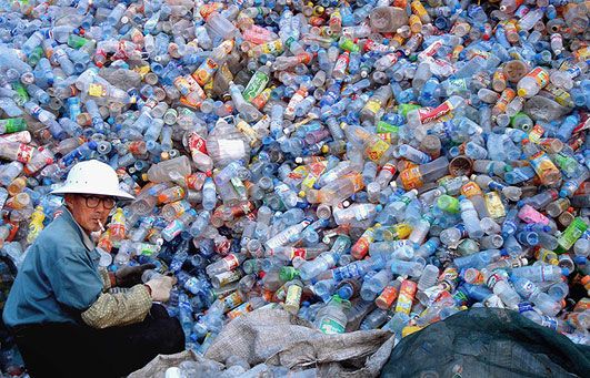 Manfaat Mengolah Botol Plastik bagi Lingkungan