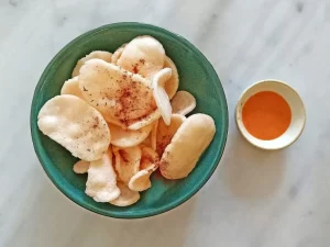 5 cara menyimpan kerupuk